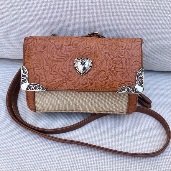 Handbags - Western Style Crossbody bag organizer 7.5" x 5" detachable strap silver tone